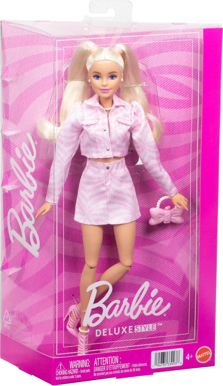 Deluxe Style Barbie 13.25-Inch Doll #9, Pink Denim Outfit、ToyWiz、kayou