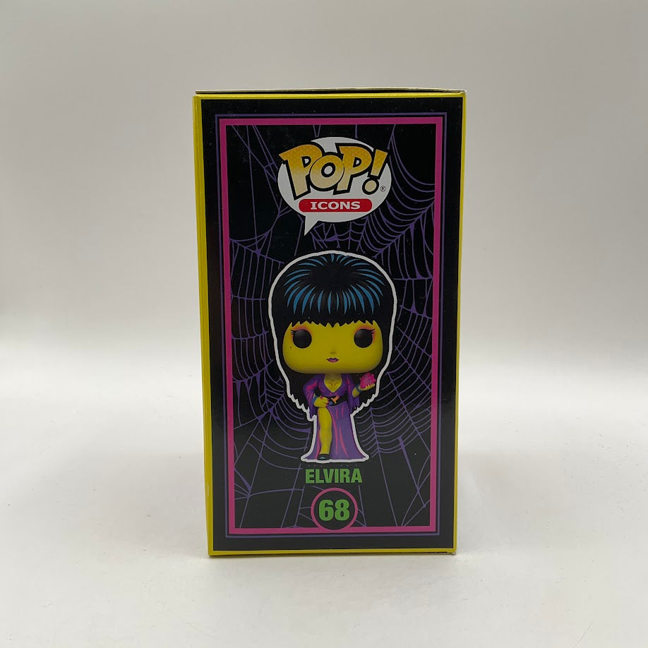 Elvira (Blacklight) Funko Pop! Icons #68 Entertainment Earth Exclusive、Funko、kayou
