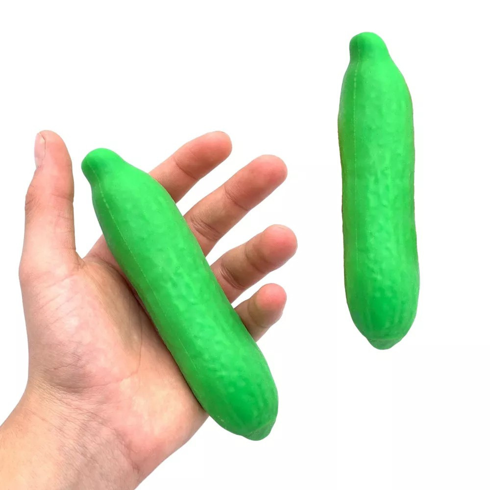 Squeeze Pickle 5-Inch Squish Toy、ToyWiz、kayou