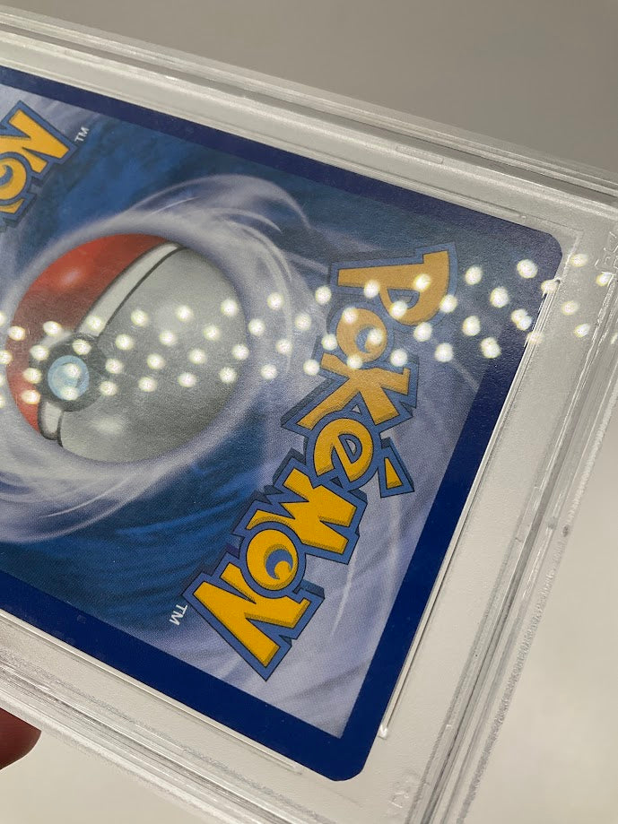 Rayquaza Pokemon Dragon Vault Stamp #11 PSA 8、Collector Store LLC Gaming、kayou