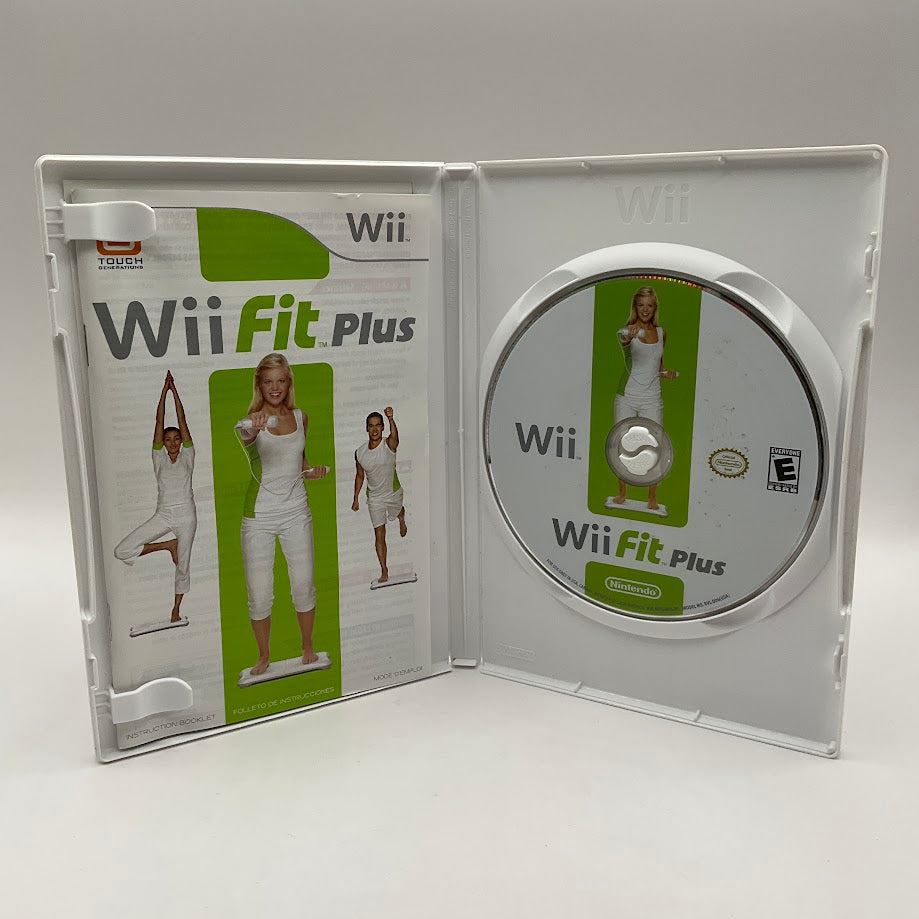 Wii Fit Plus Wii Used #2、Collector Store LLC - VG、kayou