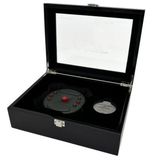 James Bond GoldenEye Magnetic Limpet Mine Prop Replica (Pre-Order ships March)、ToyWiz、kayou