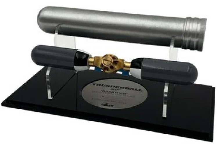 James Bond Thunderball Breather Prop Replica Limited Edition of 500 (Pre-Order ships March)、ToyWiz、kayou