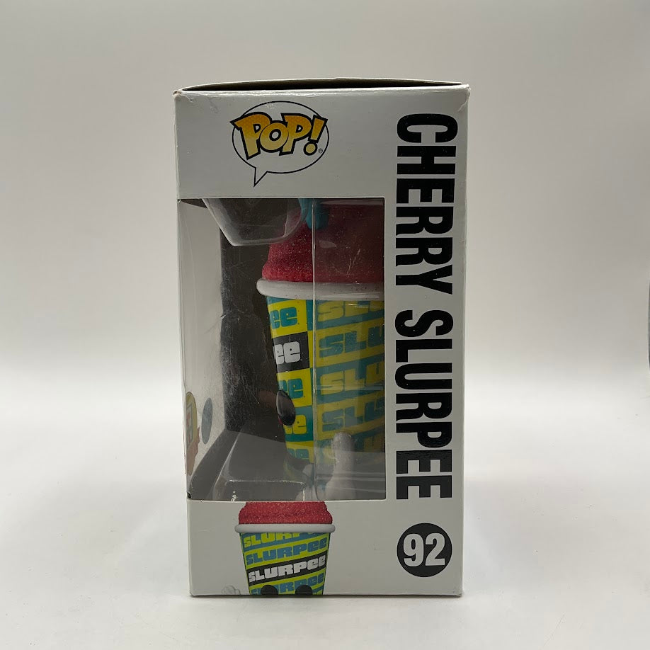 Cherry Slurpee Funko Pop! 7 Eleven #92 Glitter 7 Eleven Exclusive、Funko、kayou